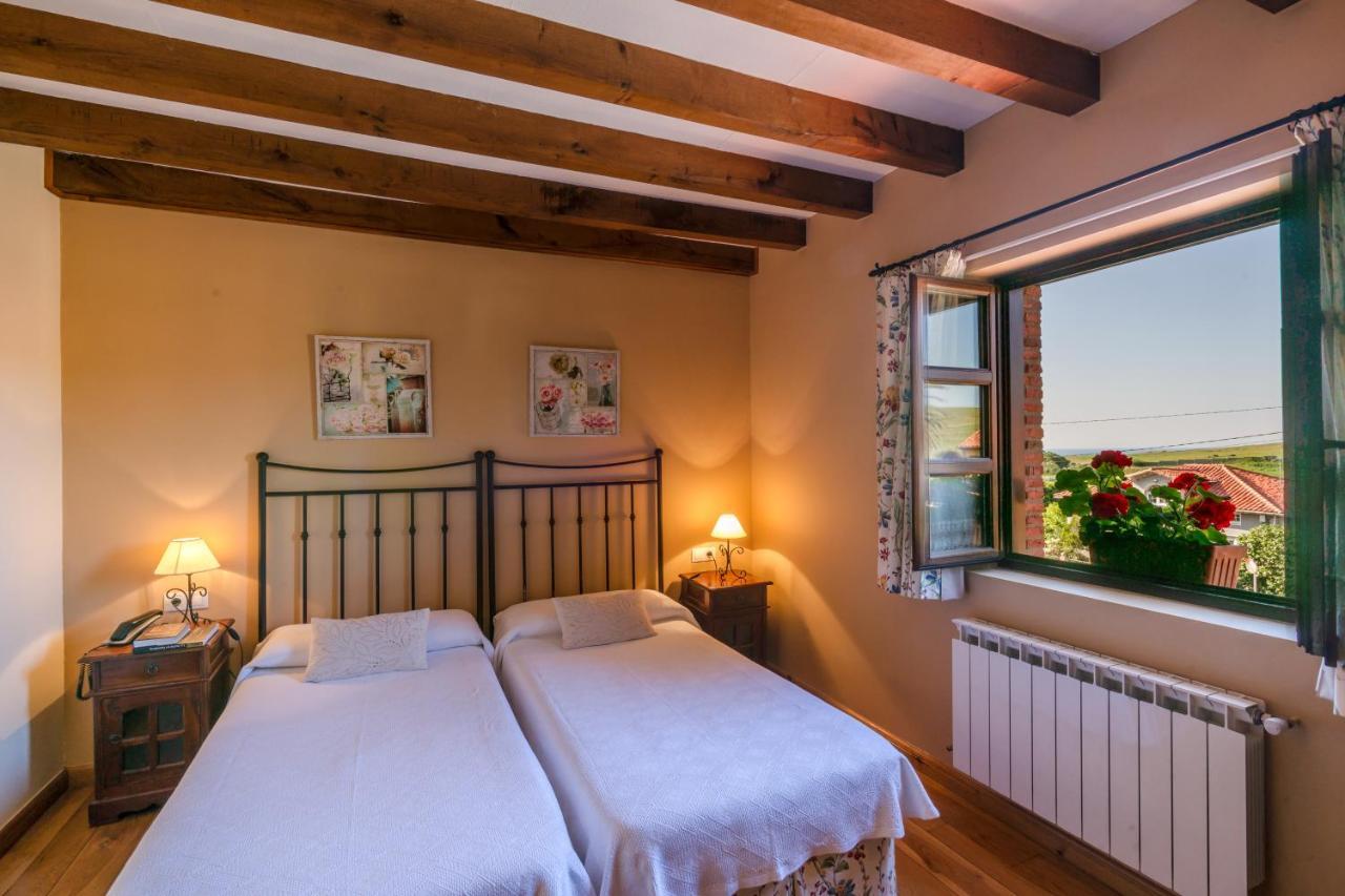 Posada Caborredondo Σαντιγιάνα ντελ Μαρ Εξωτερικό φωτογραφία