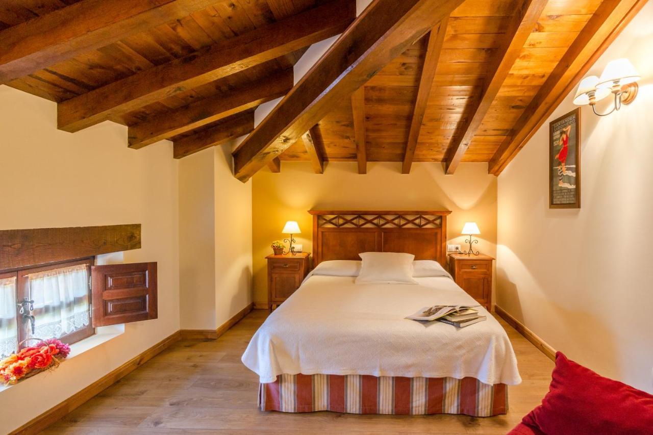 Posada Caborredondo Σαντιγιάνα ντελ Μαρ Εξωτερικό φωτογραφία