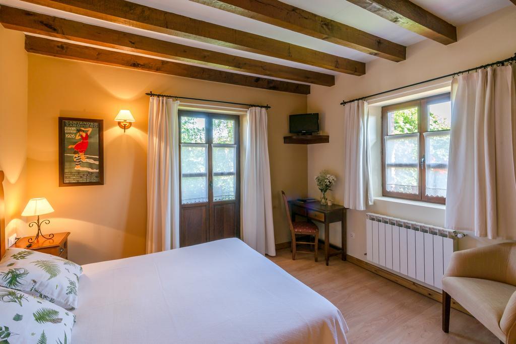 Posada Caborredondo Σαντιγιάνα ντελ Μαρ Εξωτερικό φωτογραφία